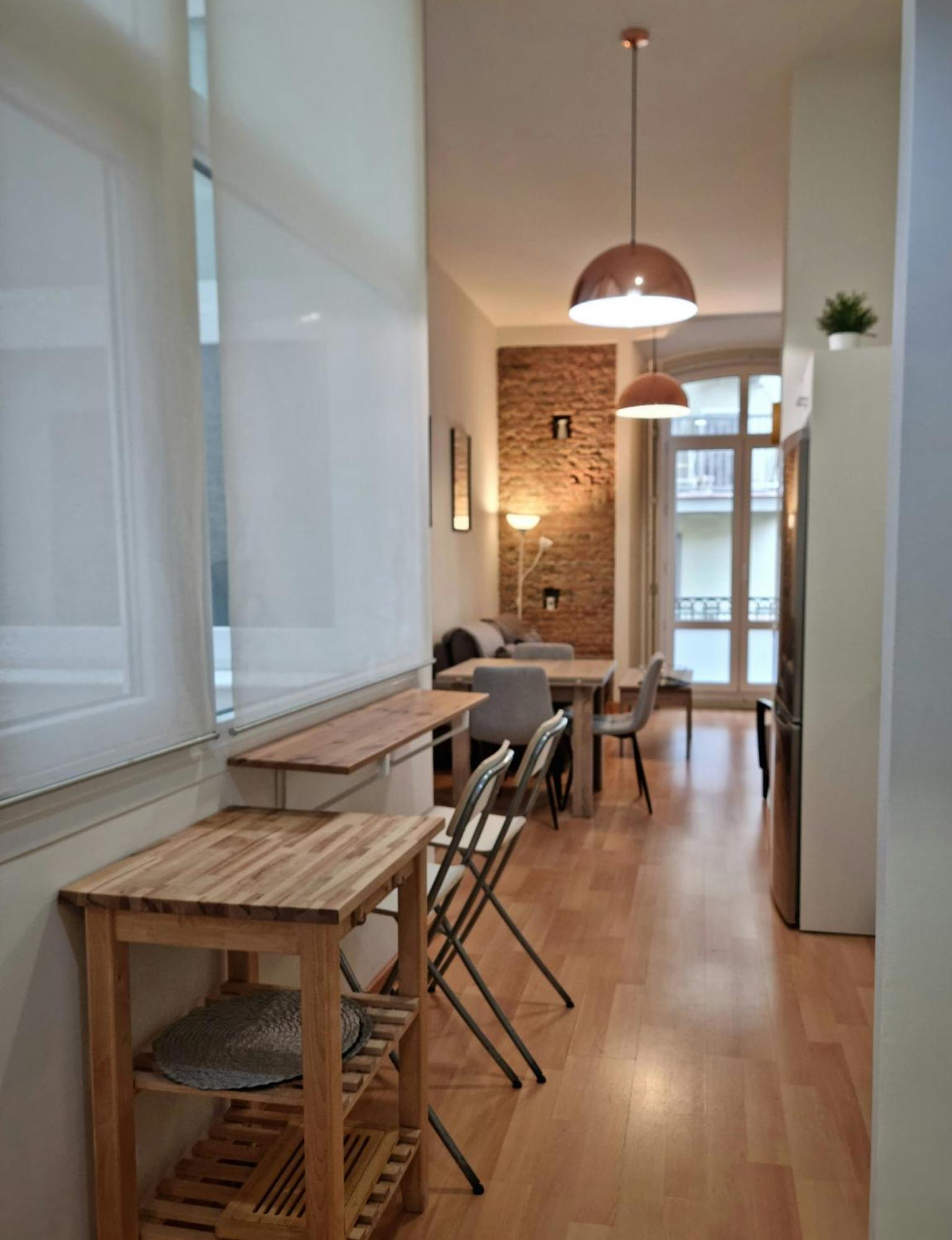 Rosa 2 Bedrooms In City Center Málaga Exteriör bild