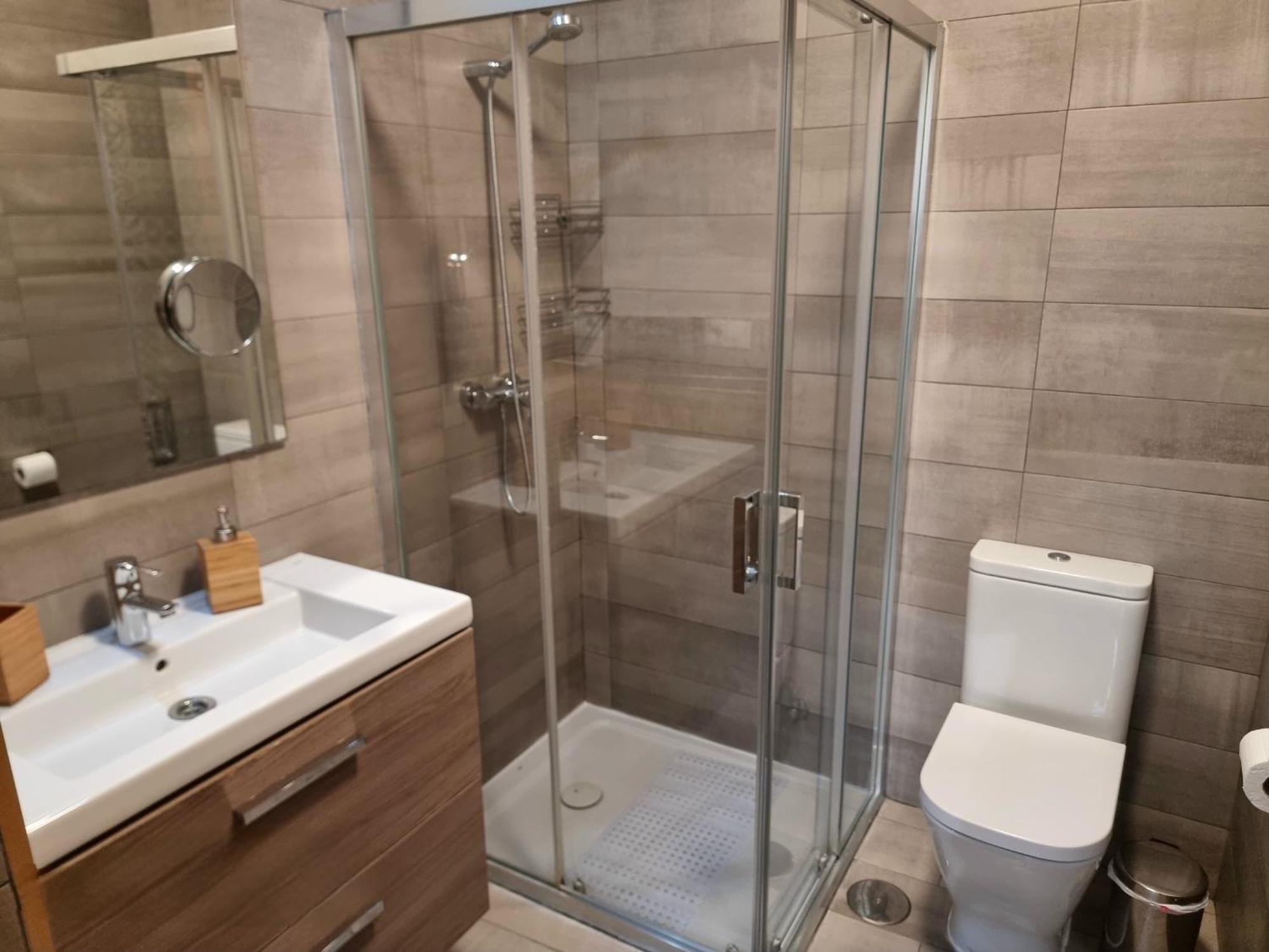 Rosa 2 Bedrooms In City Center Málaga Exteriör bild