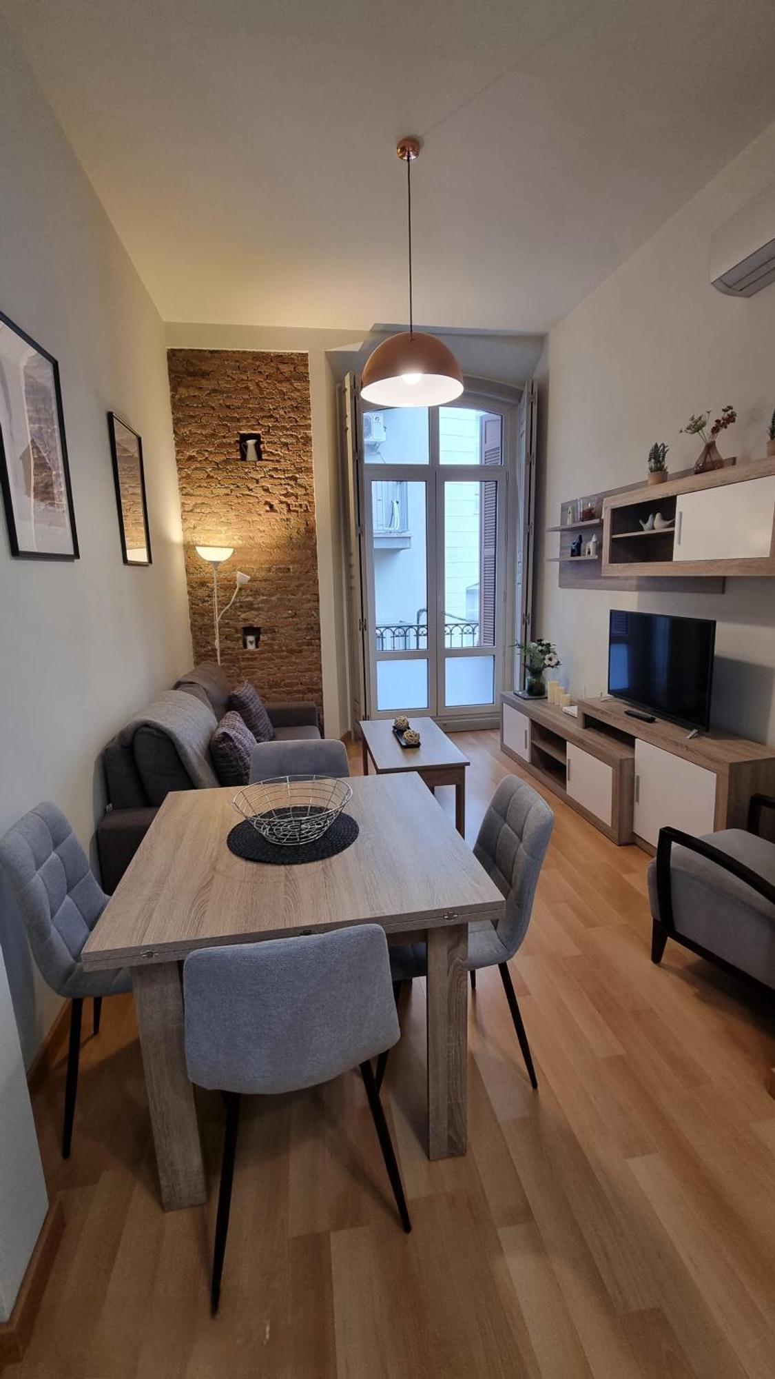 Rosa 2 Bedrooms In City Center Málaga Exteriör bild