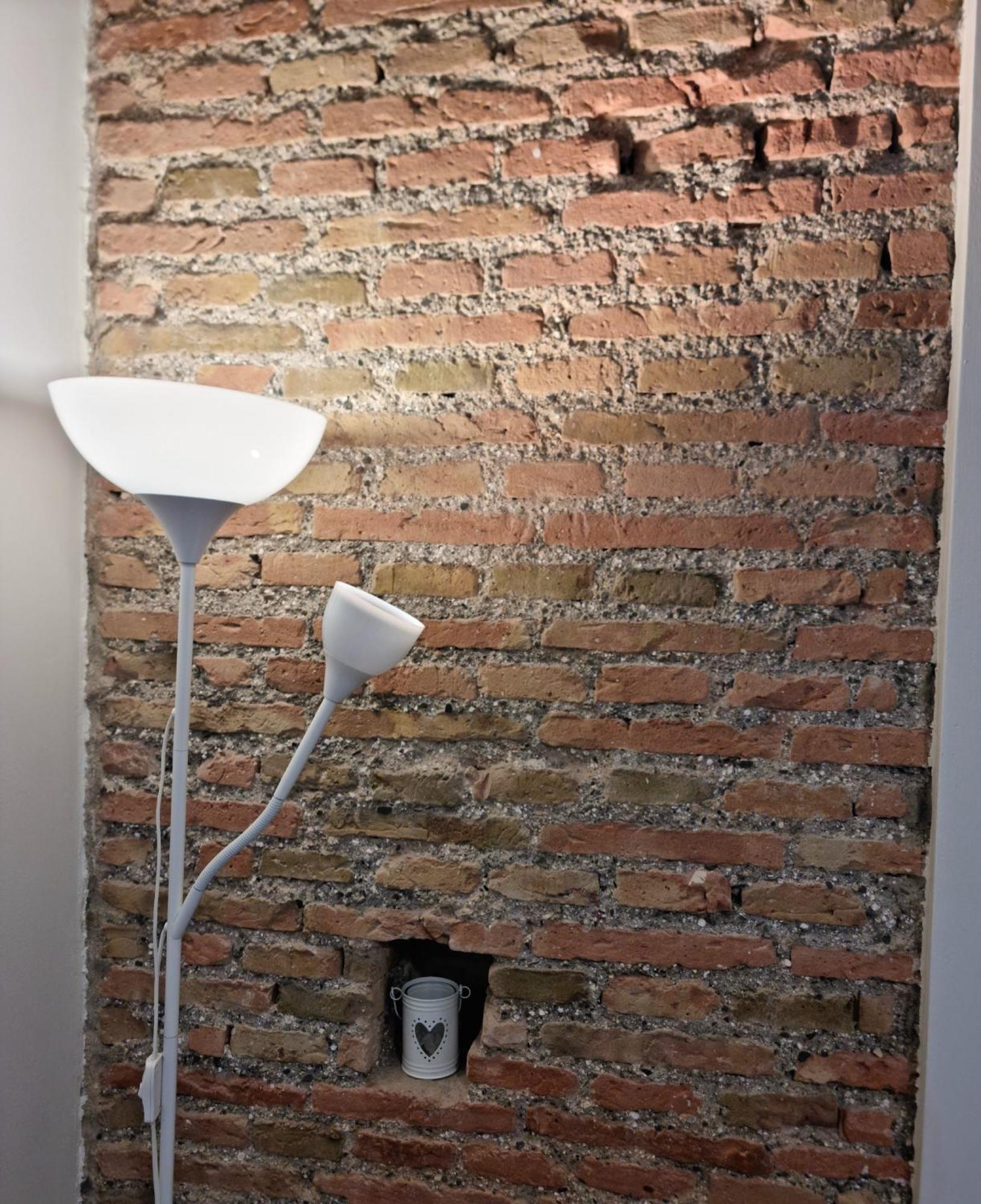 Rosa 2 Bedrooms In City Center Málaga Exteriör bild